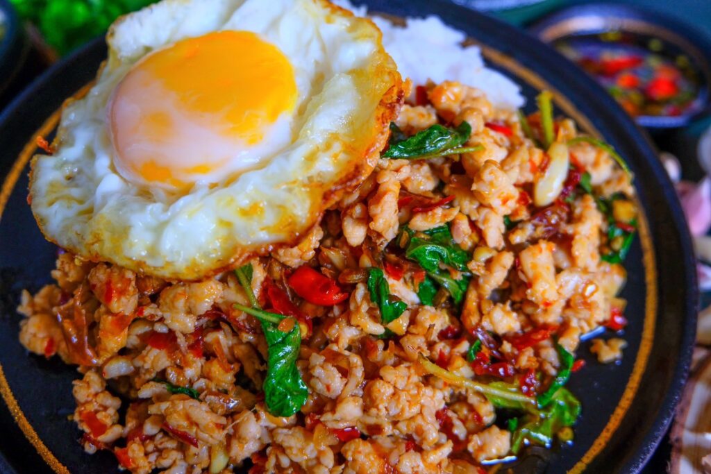 ฤทธิ์กะเพรา │ ร้านกะเพรายอดนิยม ขายดีหน้าร้านและเดลิเวอรี่