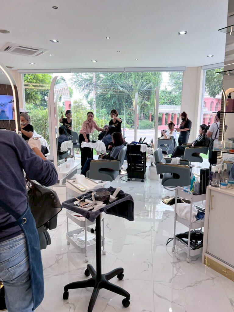 Beyond Salon  | Premium Beauty Salon Franchise 2