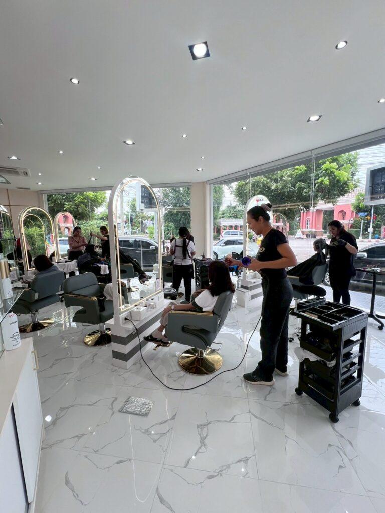 Beyond Salon  | Premium Beauty Salon Franchise 4