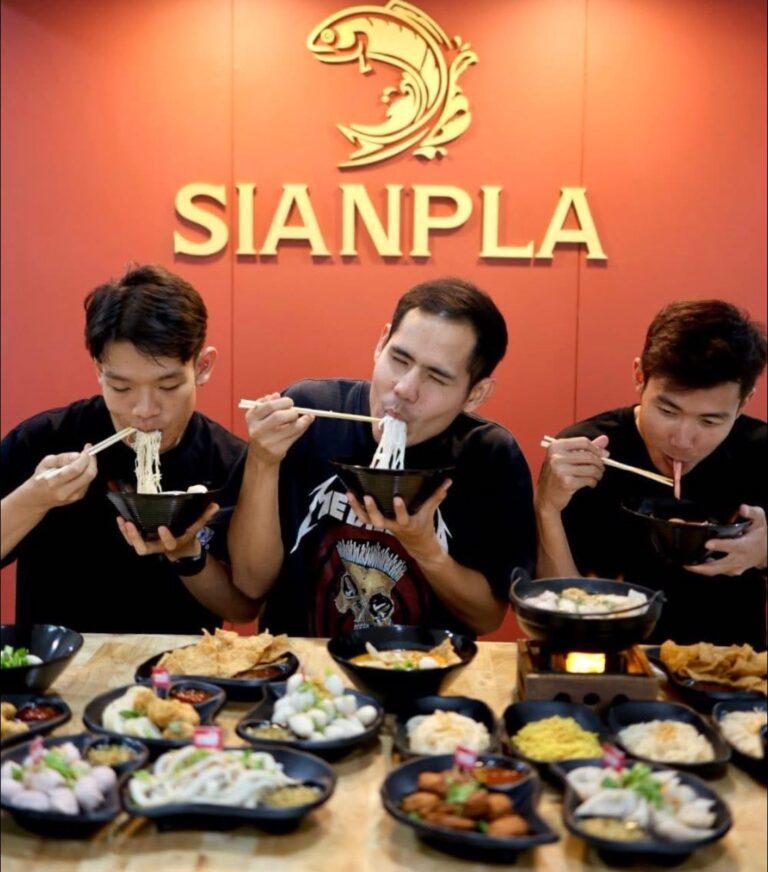 เซียนปลา | แฟรนไชส์ลูกชิ้นปลาแท้ สูตรต้นตำรับ 80 ปี